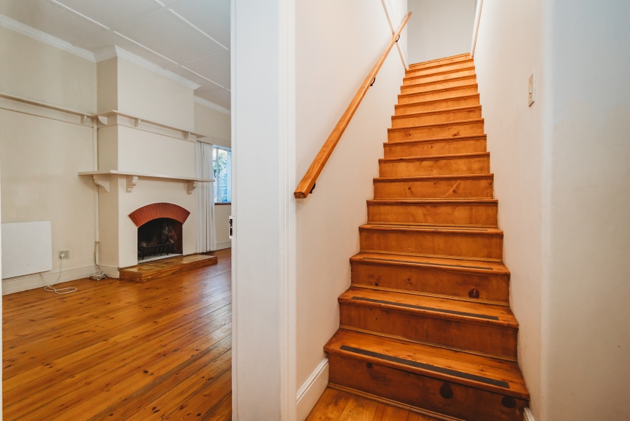 6 Bedroom Property for Sale in Heatherlands Western Cape